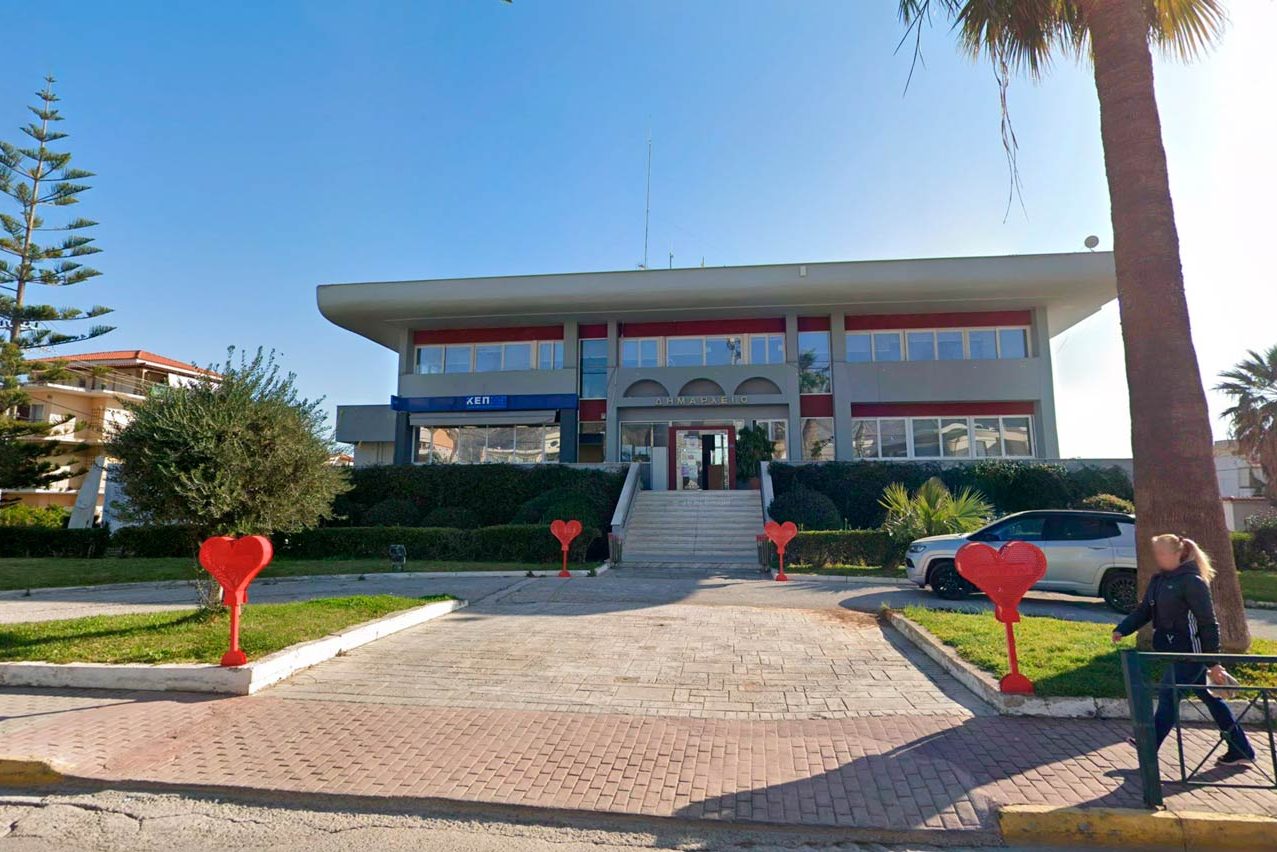 dimarxeiako-megaro-nea-makri